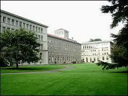 Le sige de l'Organisation mondiale du commerce (OMC) se situe dans la capitale franaise.