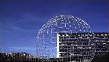 Quelle ville abrite le sige de l'Organisation des Nations unies pour l'ducation, la science et la culture (UNESCO) depuis sa cration en 1945 ?