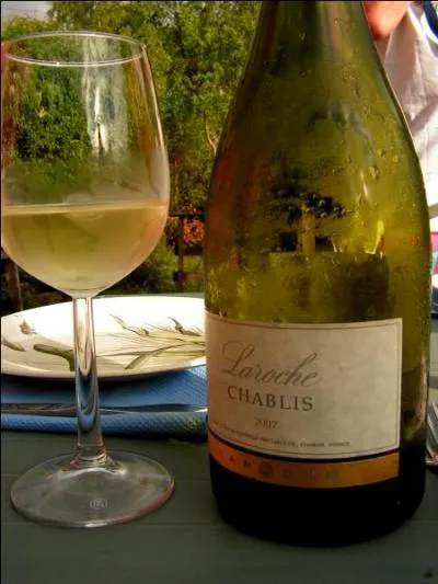 Voici un petit Chablis pour accompagner le poisson :
