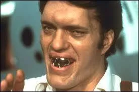 Quel est le nom de ce mchant ?