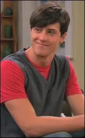 Avec qui Spencer trompait-il Teddy ?