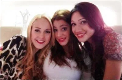  quoi Federico compare-t-il son amour pour cette fille ?