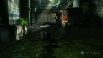 Dans quel vhicule Joel tombe-t-il puis par la suite dans l'eau ?