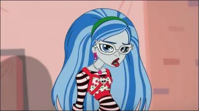 Quel est le nom de famille de Ghoulia ?