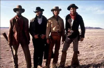 Toujours en 1985, Lawrence Kasdan livre un western plein d'nergie avec  Silverado  qui runit une distribution blouissante. Combien d'acteurs forment une clbre troupe d'amis dans l'Ouest amricain ?