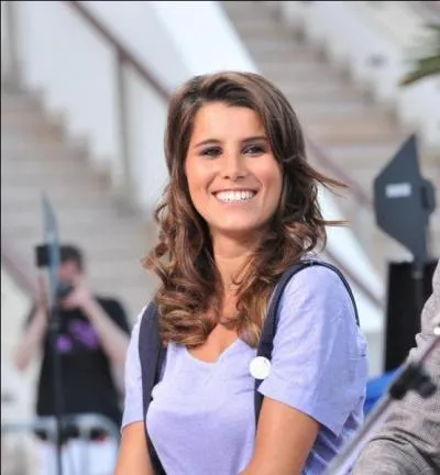 Qui d'autre prsente l'mission ?