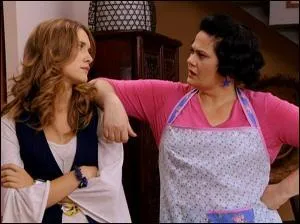 Qui est la tante de Violetta ?