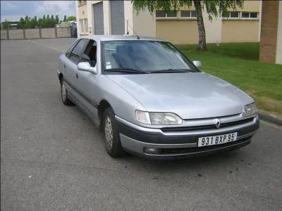 Quelle est l'anne de sortie de la Renault Safrane phase 1 ?