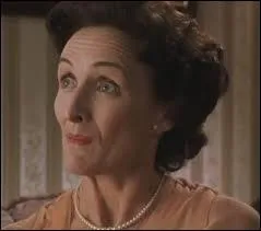 Depuis quand rejette-t-elle le monde de la magie ?