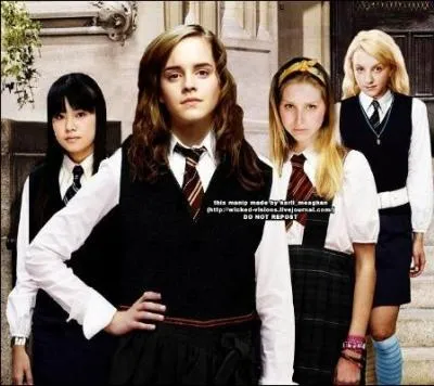 À Poudlard, qui sont les deux "gossip girls" (commères) ?