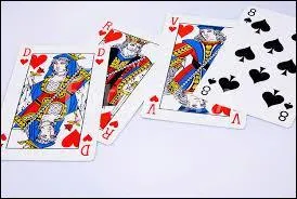 Mettez de la carte la plus forte  la moins forte : la dame, le valet, le roi.