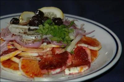 Parfume au rhum ou  la sicilienne, j'en raffole :  --------  accompagne de -------.