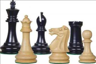 Quels personnages jouent aux checs ?