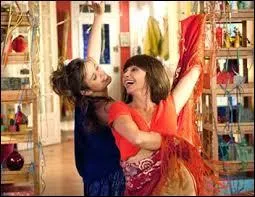 A quel pisode vous font penser ces mots : Cancer - Accouchement - Hpital ?