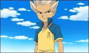 Quel est le nom d'Axel Blaze dans  Inazuma Eleven GO  ?