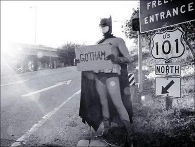 Quelle est la traduction anglaise de ce nom commun :  auto-stoppeur  ?