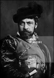 Mounet-Sully, mort en 1916, fut un personnage fort clbre en son temps. Quel tait son mtier ?