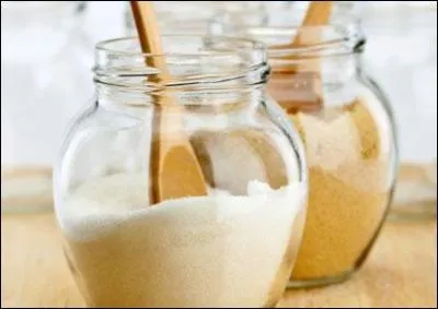 Quelle est la traduction anglaise de ces verbes :  sucrer ,  amadouer ,  enjler  ?