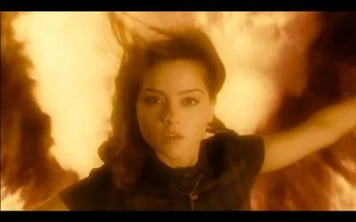 Clara dit dans cette pisode ( The name of the doctor) qu'elle est ne . ?