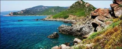 La Corse a vu naître Napoléon Bonaparte. Sur quelle bataille au sort indécis l'Empereur aurait-il pu dire : ''Maintenant, ça se corse ! '' ?