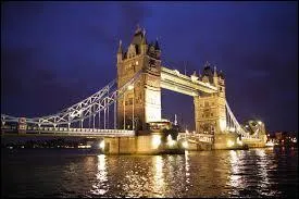 Les Anglais l'appellent ''River Thames'' et les francophones, la Tamise... Que ne signifie PAS ''tamise'' en français ?