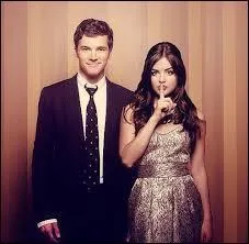  la fin de la saison 3, Aria ne veut plus sortir avec Ezra.