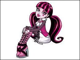 Comment se prnomme cette Monster High qui se prsente sous la forme d'un vampire vgtarien ? 