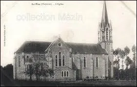 Cette carte postale ancienne reprsente l'glise de la commune du Pas. Village des Pays-de-la-Loire, il se situe dans le dpartement ...