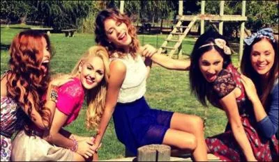 Avec qui Violetta sortira-t-elle  la fin de la saison ?