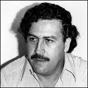 Suite  cela, Pablo Escobar s'vada de prison en juillet 1992 car ayant peur d'tre finalement extrad aux USA. Cette fois c'en est trop, la tte de Pablo est dsormais mise  prix. Quel en tait le montant ?