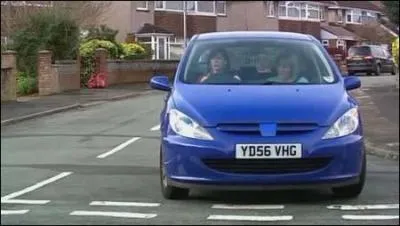 De quel ct Donna devait-elle tourner pour rencontrer le Docteur ?