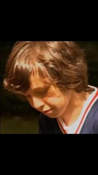 Quel est le titre du ler EP de Lo ?