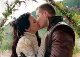 Quel est le nom de la femme de Charmant ?