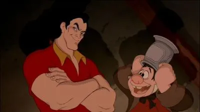 Plus loin sur son chemin, Belle rencontre Gaston qui voudrait se marier avec elle. Quelle est la caractristique physique du personnage se prnommant Lefou, qui accompagne toujours Gaston dans les aventures de ce classique de Walt Disney ?