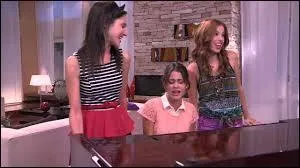 Qui chante  Codigo Amistad  ?