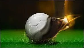 Quel joueur a ralis 2 passes dcisives lors du premier match, et ainsi est devenu meilleur passeur de Ligue 1 aprs la premire journe ?