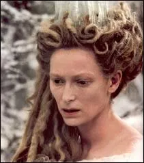 C est la sorcire ...