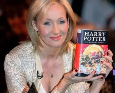 Tous les renseignements concordent pour dire que  J. K. Rowling  est comment ?