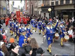 Ce carnaval lorrain se droule tous les ans une semaine avant Mardi gras. Vous pourrez assister  la grande cavalcade ou encore aux bals masqus, plus connus sous le nom de Balla-Balla. Il s'agit ...