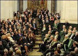 John Russell : Un proverbe est l'esprit d'un seul ...