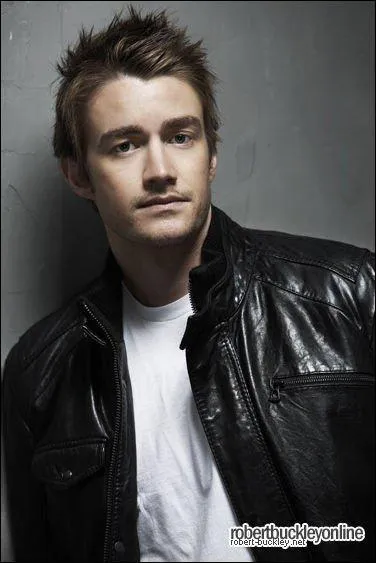 Qui est Clay pour Nathan ?