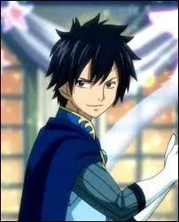 'Fairy Tail' : ce jeune homme se nomme Grey Fullbuster.
