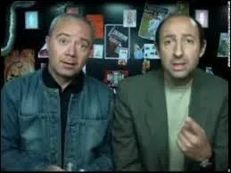 Au cours de soires en discothque, les deux lascars venaient aux toilettes o les comptes se rglaient et o les conseils pratiques fusaient. Cet instant  intime  s'intitulait :