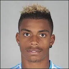Qui est ce joueur de l'OM ?