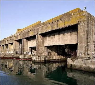 Construite par l'organisation Todt entre1941 et 1943, la base sous-marine de La Rochelle-La Pallice a servi de dcor pour certaines scnes de quel grand film ?