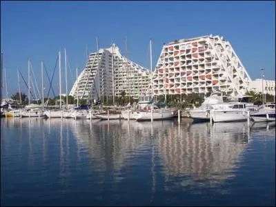 Dans quel dpartement se situe La Grande Motte ?