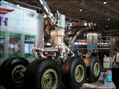 Combien possde-t-il de roues ?