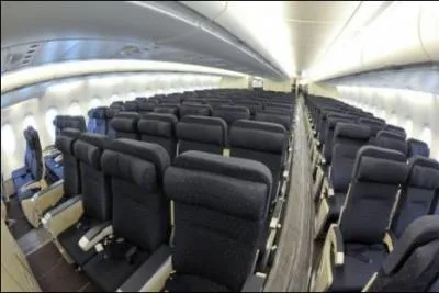 Si tous les passagers volaient en classe conomique, combien pourrait-il en transporter au maximum ?