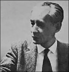 Il a compos six symphonies et de la musique de chambre. Quel est son nom ?