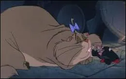 Dans quel film une norme chatte obse nomme Flicia obit-elle  l'ignoble Ratigan ?